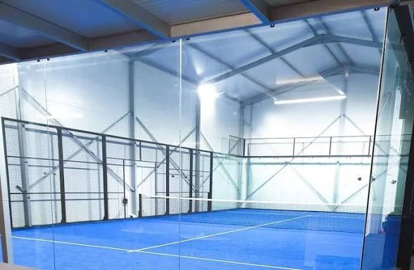 Padel - Importam Terenuri de Padel si Balon cu Structura
