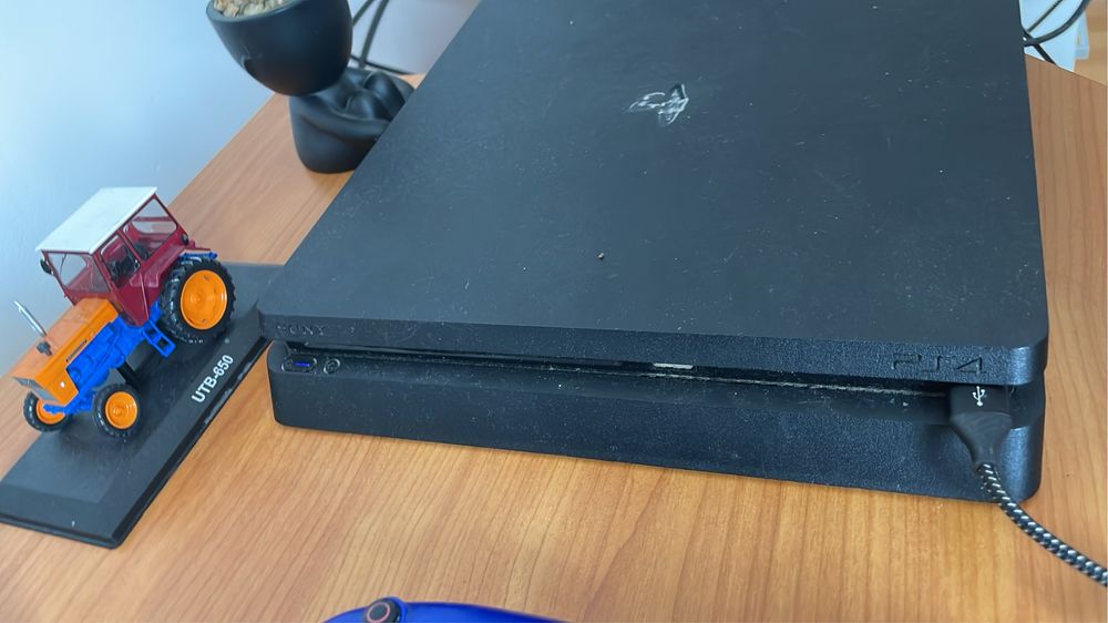Vand ps 4 slim 400 gb