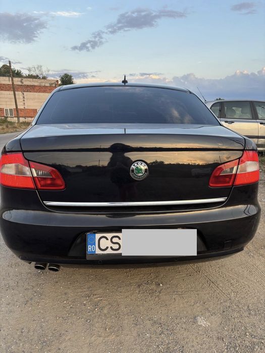 SKODA Superb 2010 — imagine 2