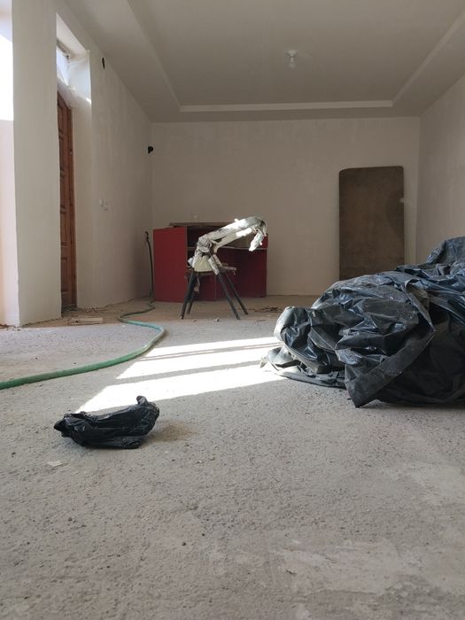 SEX va sklad uchun 3ta kotta kotta xonalar