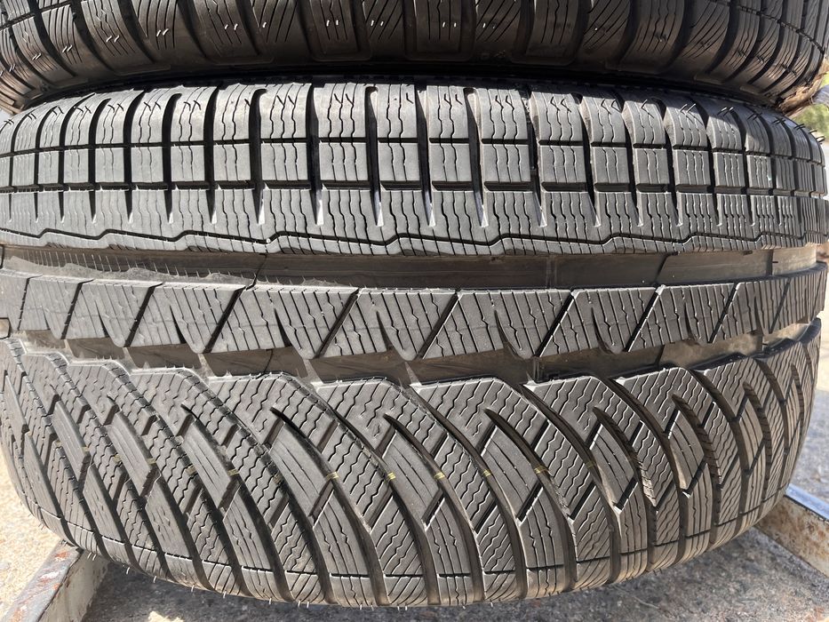 Два баллона Michelin – 255//35//19