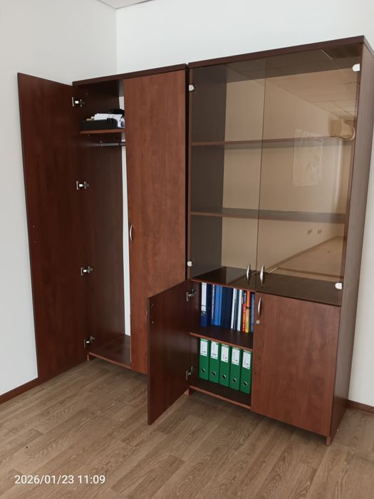 Офисный шкаф продам