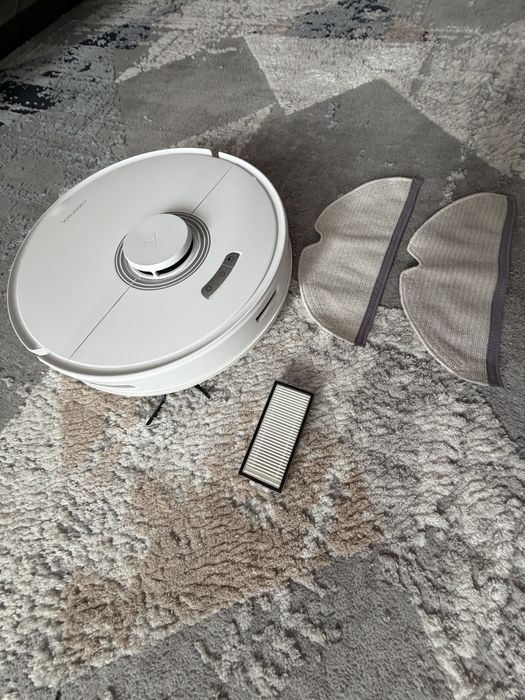 Робот-пылесос Roborock Q7 Max (White) (Русская версия)