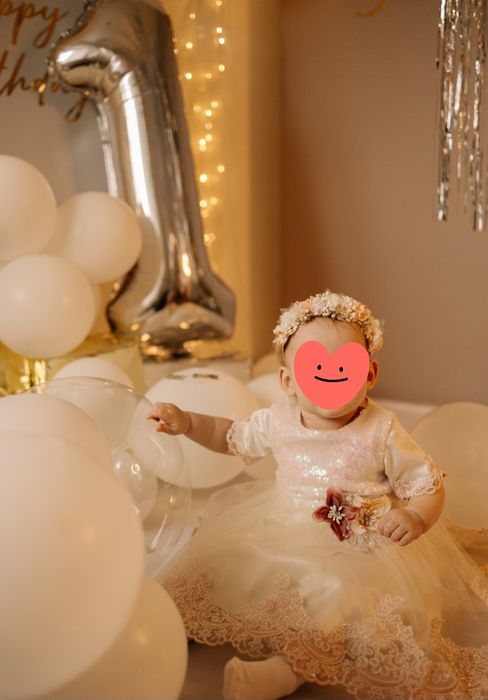 Продам красивое детское платья