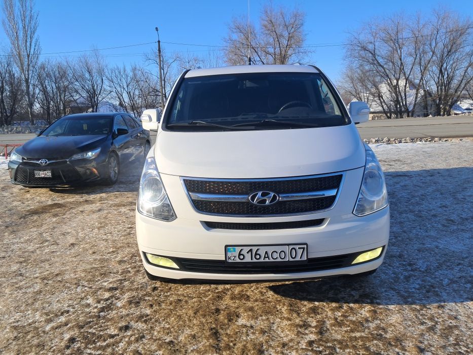 Продам хундай гранд старекс