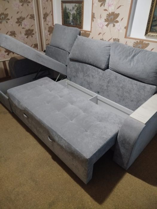 Продам угловой диван!