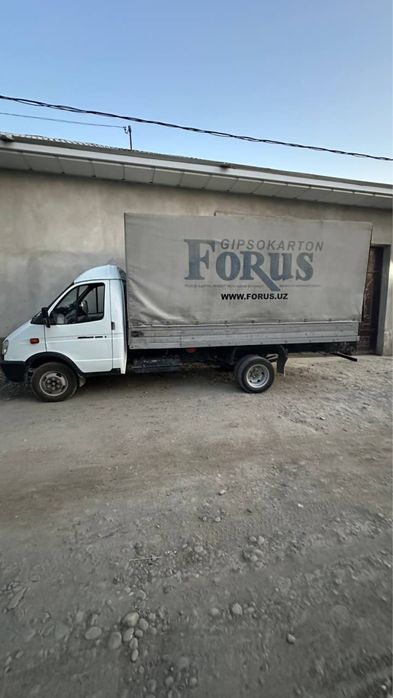 Газель грузовая, тентованная, готова к работе 3302