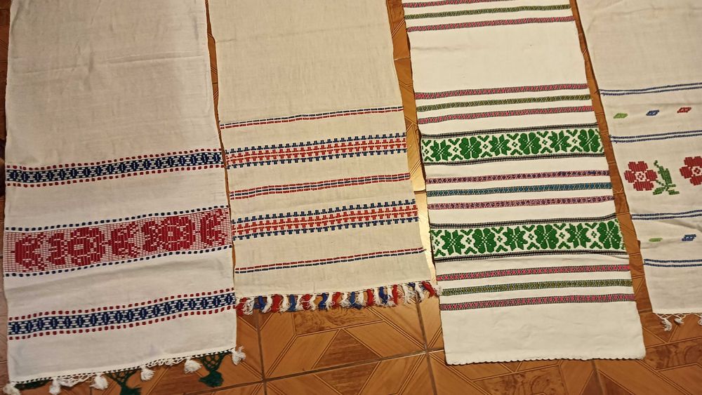 Stergare tradiționale românești din lana țesută in casa