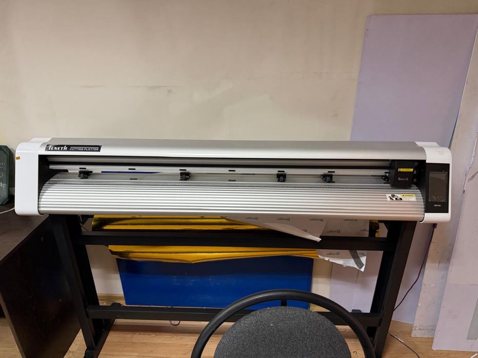 Плоттер режущий, cutting plotter