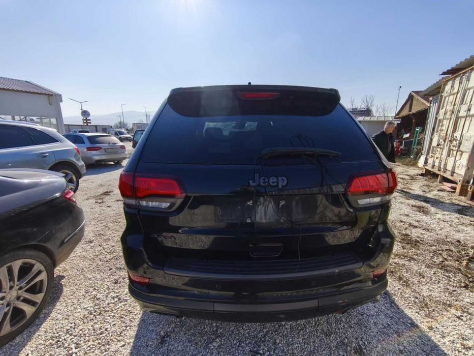 Продавам Jeep Grand Cherokee 3.0 CRDI НА ЧАСТИ !!