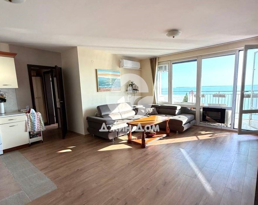 Продава се Тристаен апартамент в к.к. Елените - 112 кв.м за 1492 €/кв.м - Снимка #1