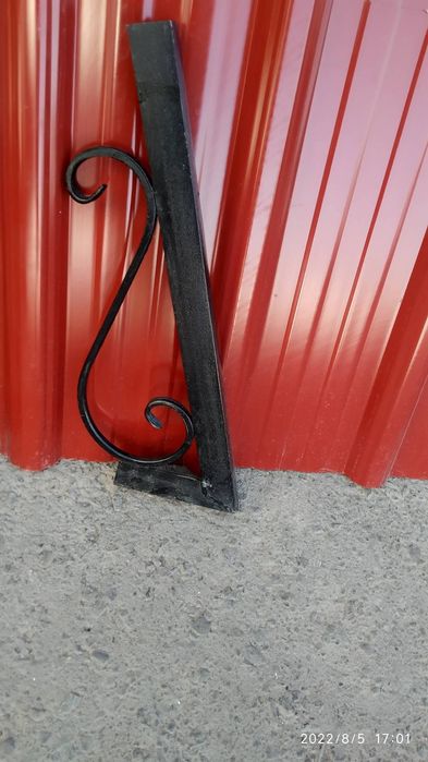 Козырьки. Окна. Решётки. Двери.