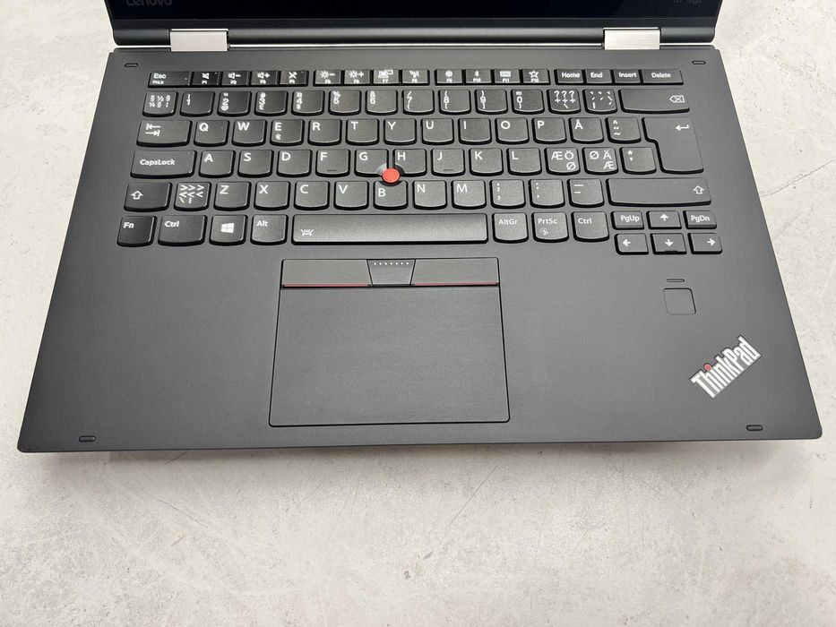 Lenovo ThinkPad X1 Yoga G2 14" i7-7600U 16GB 510GB/ клас А/ гаранция
