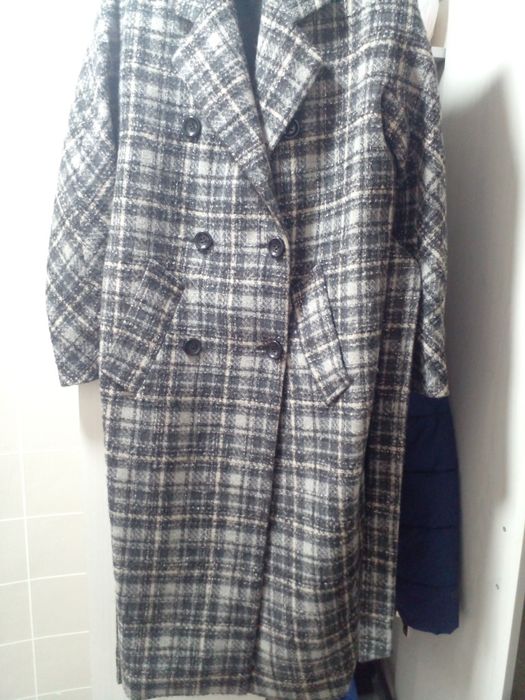 Продам пальто шерстяное