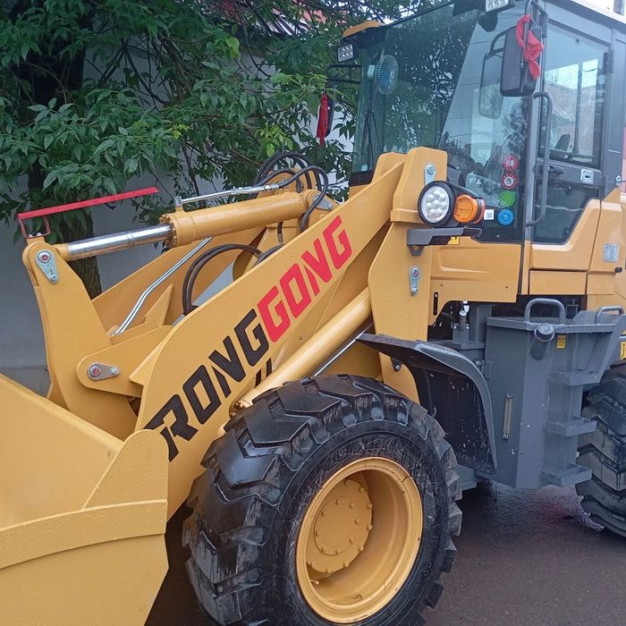 Фронтальный погрузчик 1,4куб