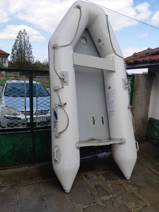 Надуваема лодка 300см