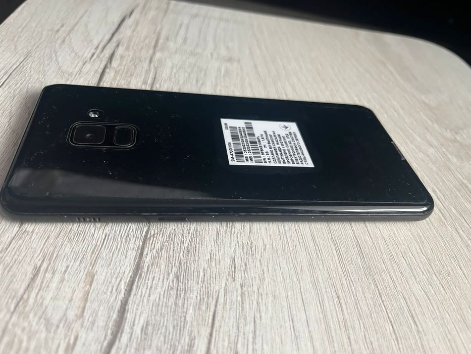 Продам смартфон samsung