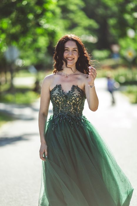 Бална рокля с корсет