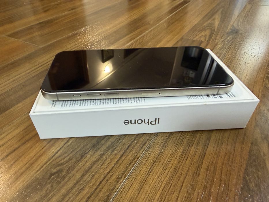 iPhone 15 Pro Max Natural Titanic