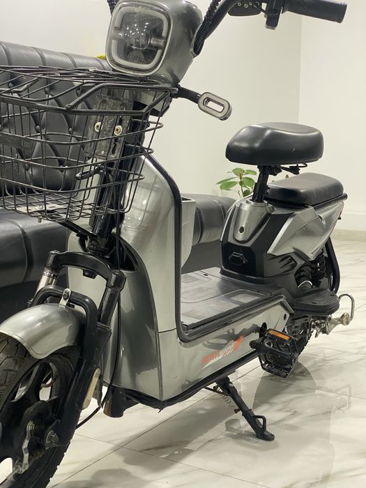 Электроскутер BONVI