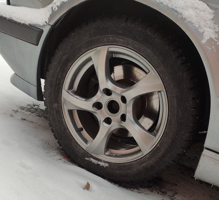 Продам диски с резиной зима