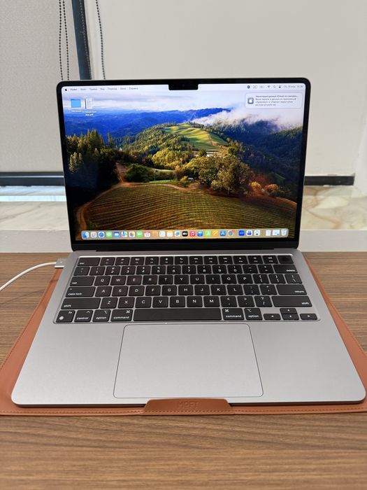 Apple MacBook Air M2 8GB / 512GB