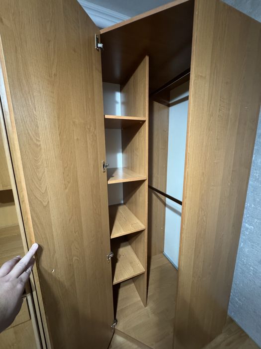 Мебель срочно продам