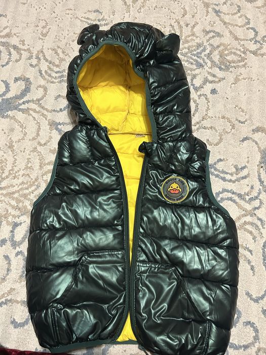 Продам детскую  одежду