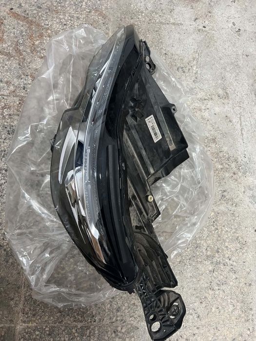 Ляв фар Full led Peugeot full led  3008 - напълно окомплектован