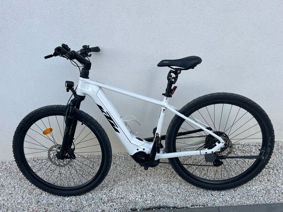 Bicicleta electrică smart KTM Macina pentru dame
