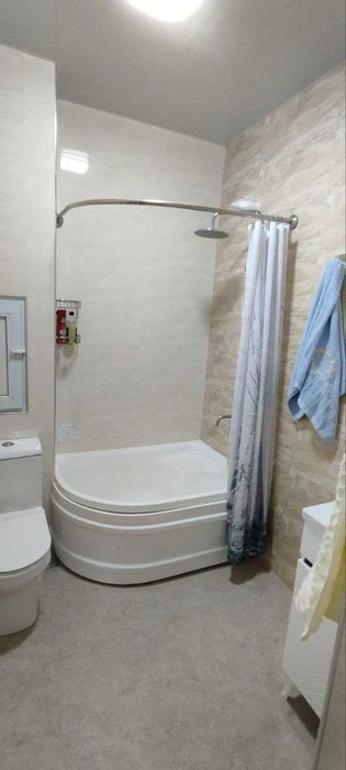 Продается квартира в Яшнабадском районе ул Иззат Новострой 2х ком 6-эт