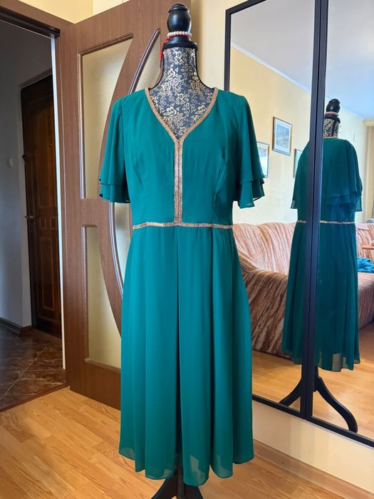 Rochie din voal cu șnur auriu