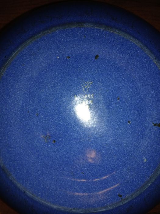 Эмалированные советские тазы.