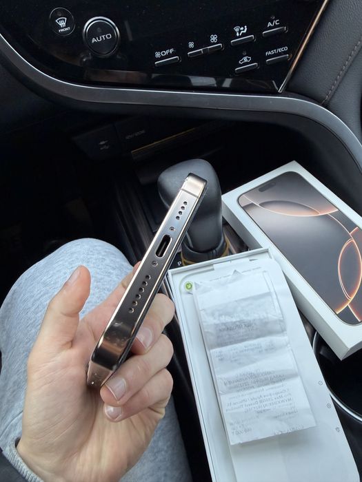 Iphone 16 pro max ,айфон 16 про макс