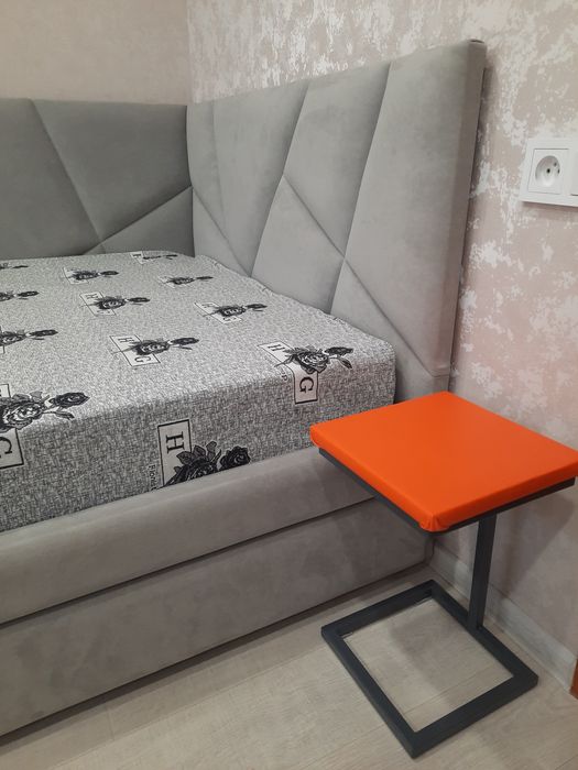 Столик в стиле Loft.