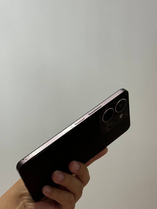 Vivo Y27S 128GB.