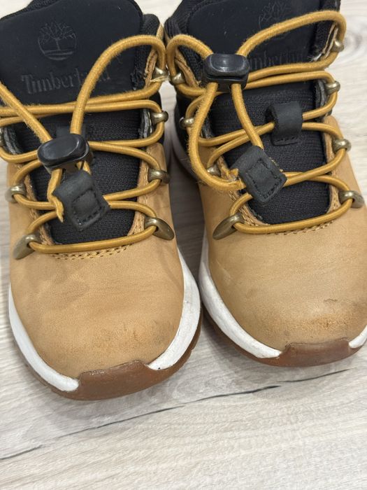 Детские ботинки