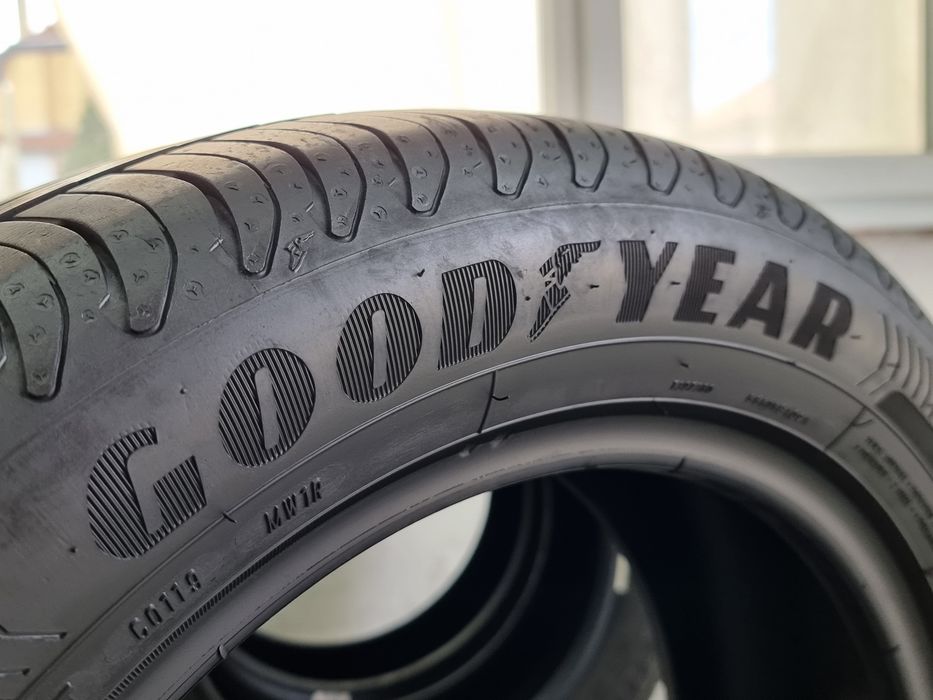 "Dot 24" 195/55/16 Goodyear 4Броя: 160€ 6.8мм