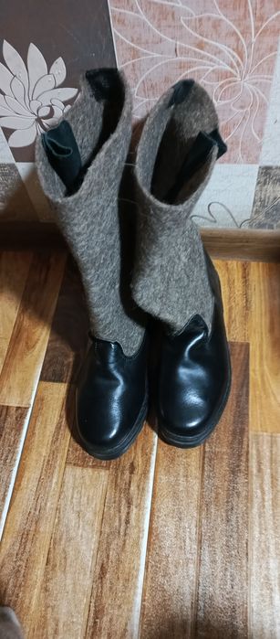 Продаются сапоги валеньки