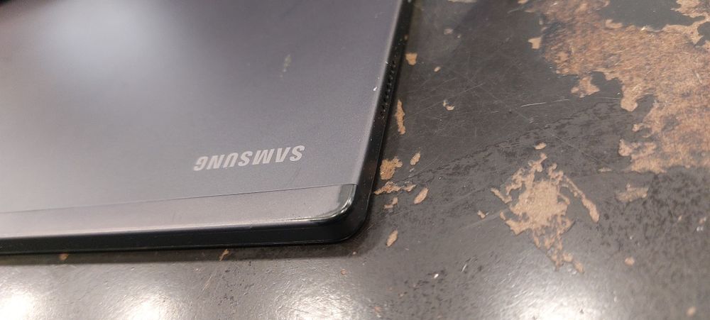 Продам планшет Samsung Tab A8