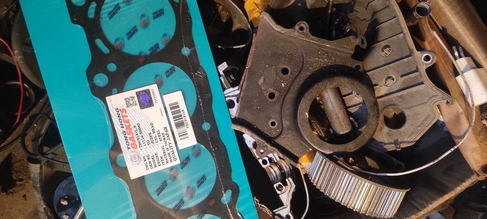 Двигатель 2UZ-FE