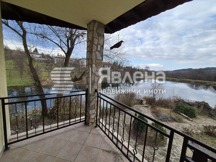 Продава се Къща в с. Гергини, Област Габрово - 430 кв.м за 1163 €/кв.м - Снимка #11