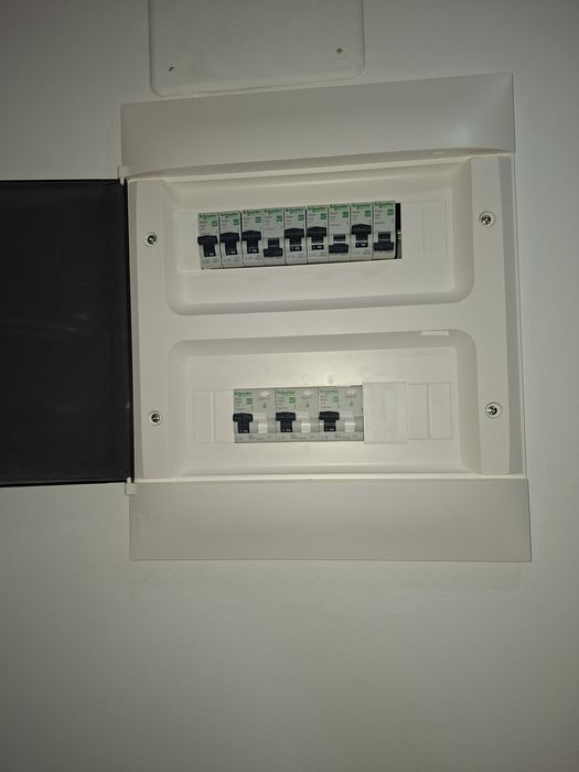 Electrician sector 4
