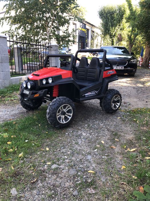 Masinuta electrica Jeep 3-8 ani