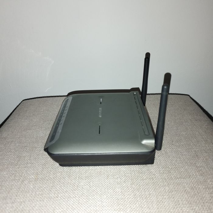 Belkin Wireless G Plus MIMO, model F5D9230-4.