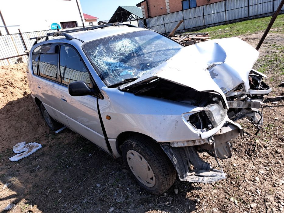 Тайота Пикник Ипсум