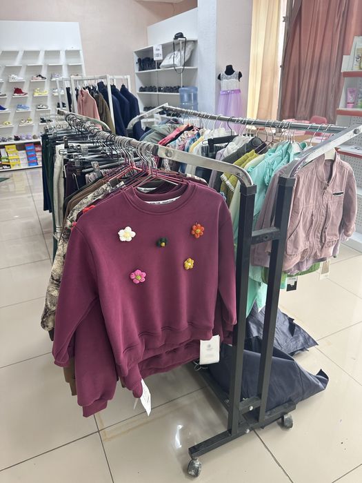 Продам торговое оборудование бу