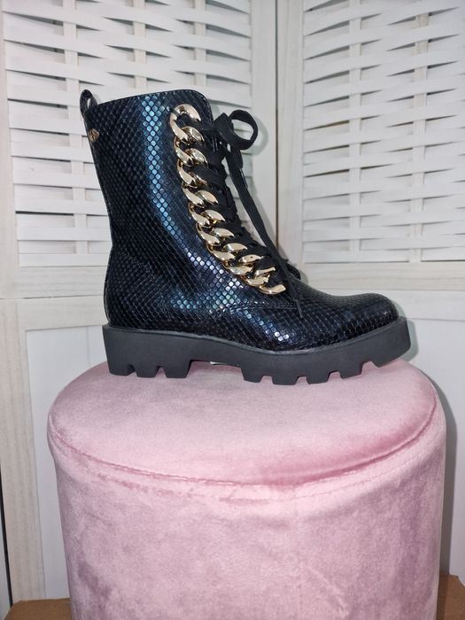 Lichidare stoc haine outlet noi, best seller, Motivi, Zara, Pepe Jeans