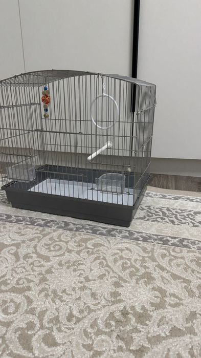 Продам клетку для попугая