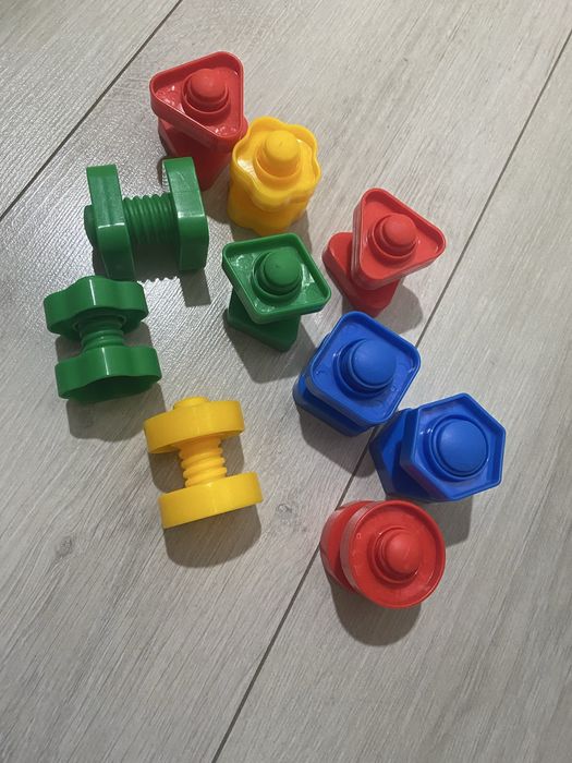 Развивающие игрушки